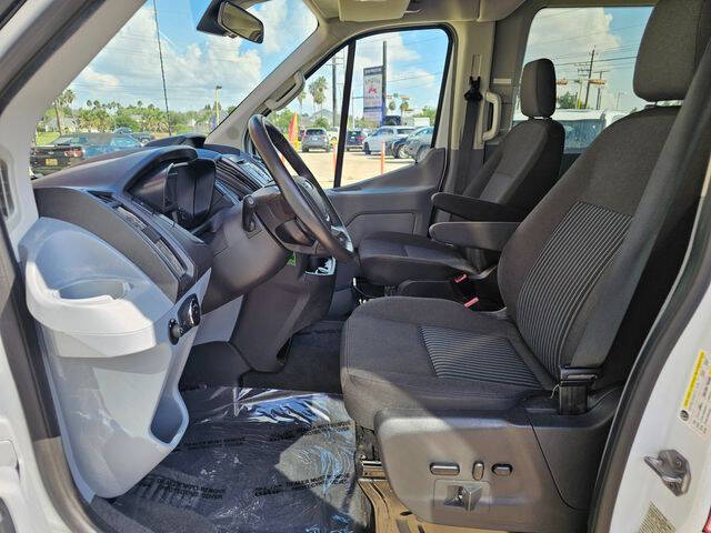 2018 Ford Transit 150 XLT