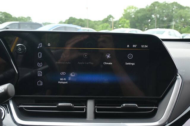 2024 Chevrolet Trax RS