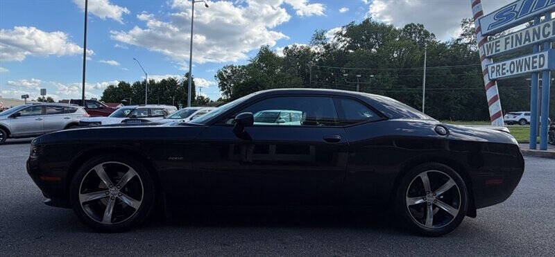 2016 Dodge Challenger R/T Plus Shaker