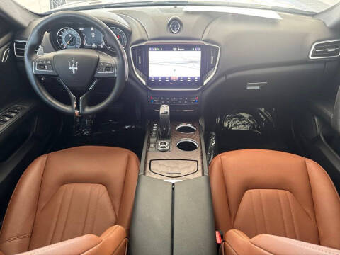 2023 Maserati Ghibli Modena
