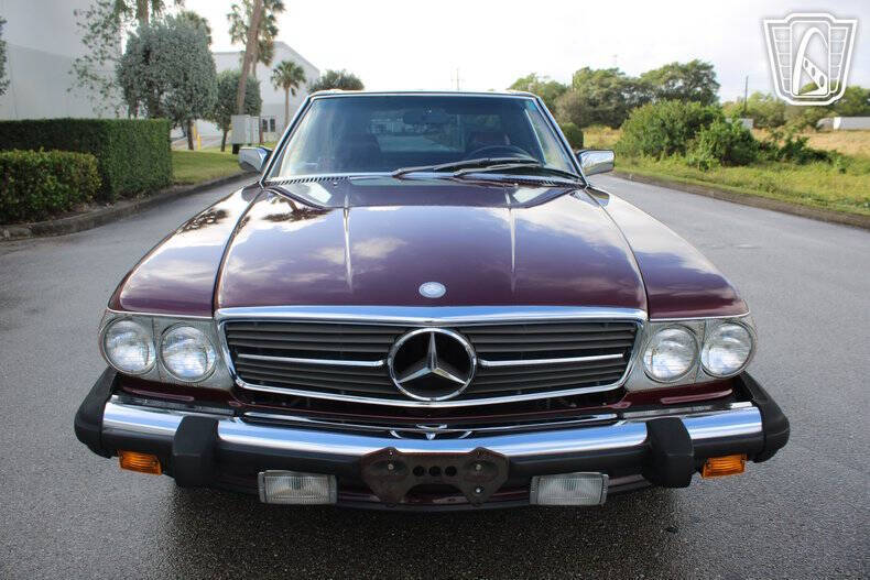 1987 Mercedes-Benz 560-Class 560 SL