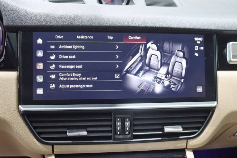 2023 Porsche Cayenne Coupe Platinum Edition