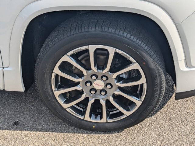 2020 GMC Acadia Denali