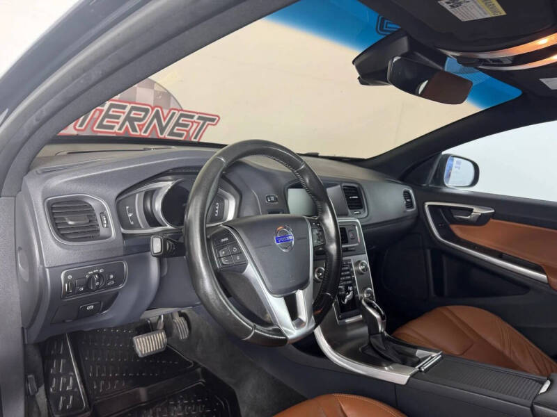 2015 Volvo S60 T5 Premier