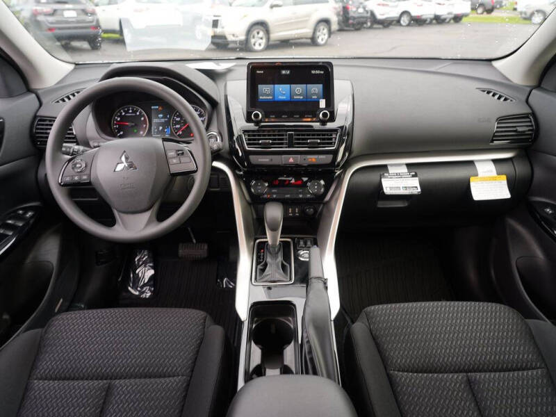 2026 Mitsubishi Eclipse Cross LE
