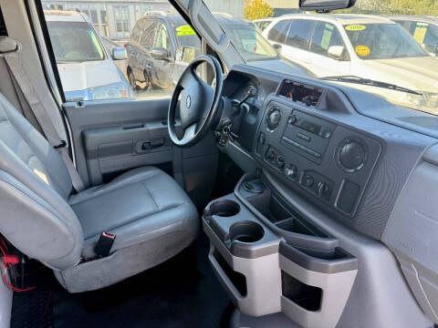 2011 Ford E-Series E-150