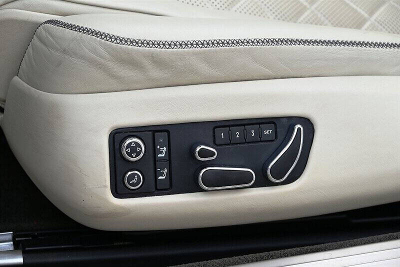 2017 Bentley Continental 36