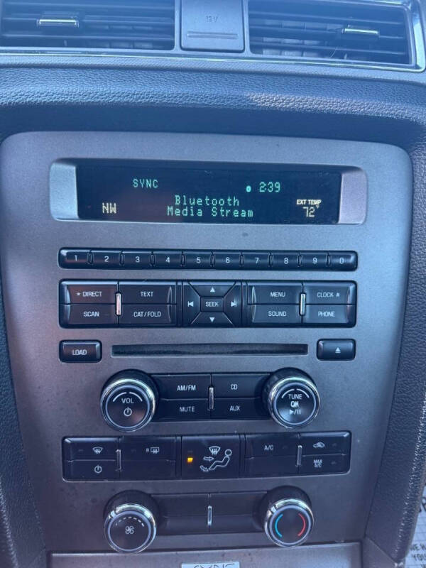 2014 Ford Mustang V6