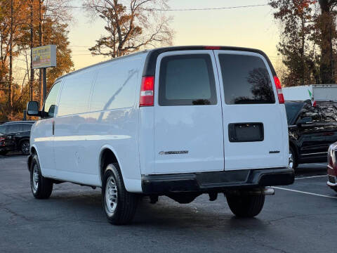 2020 Chevrolet Express 2500