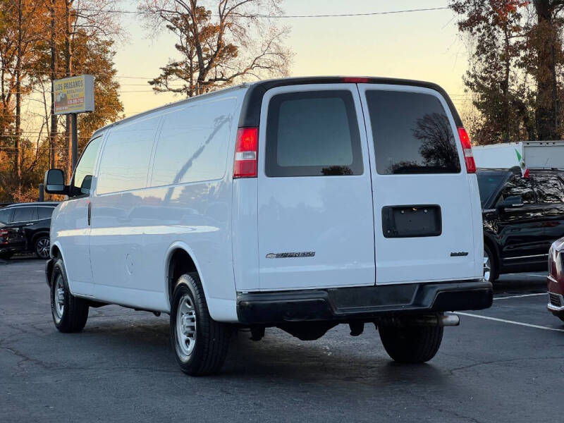 2020 Chevrolet Express 2500