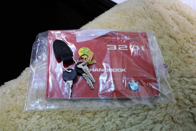 1983 BMW 3 Series 320i