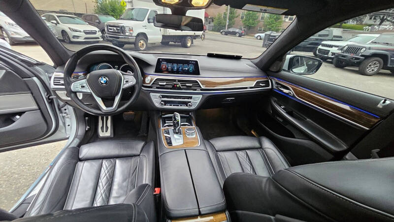 2016 BMW 7 Series 750i xDrive