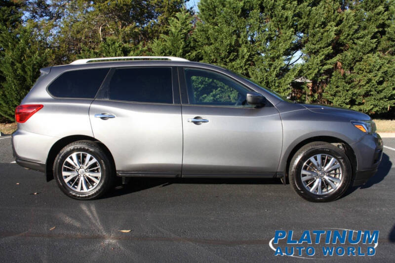 2019 Nissan Pathfinder S