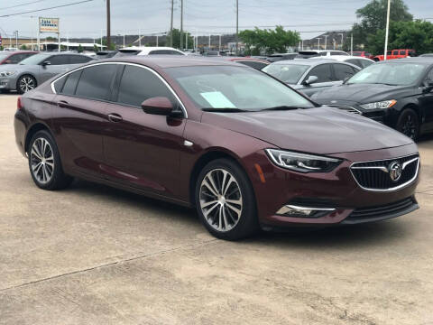 2018 Buick Regal Sportback for sale at Discount Auto Company in Houston TX