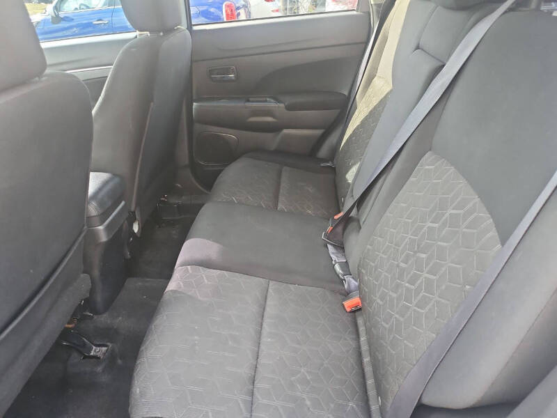 2020 Mitsubishi Outlander Sport ES