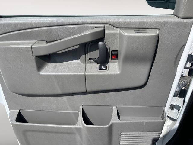 2021 Chevrolet Express 2500