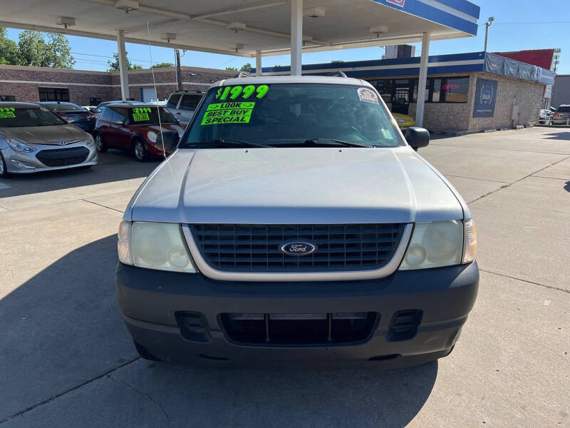 2004 Ford Explorer XLS