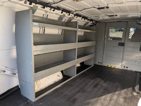 2017 Chevrolet Express 2500