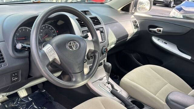 2013 Toyota Corolla LE