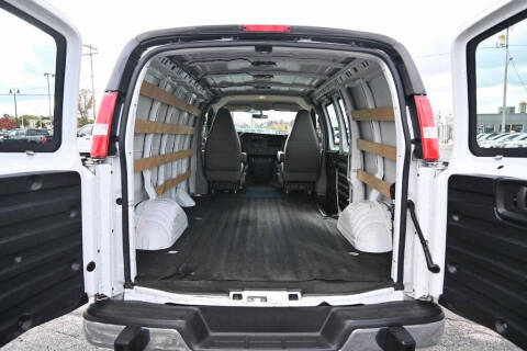 2017 GMC Savana 2500