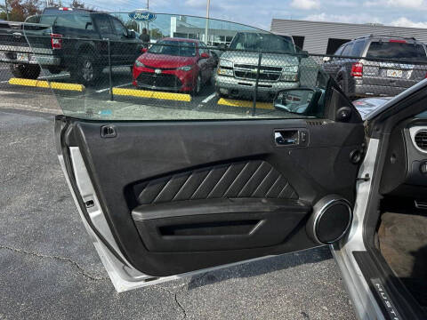 2013 Ford Mustang V6