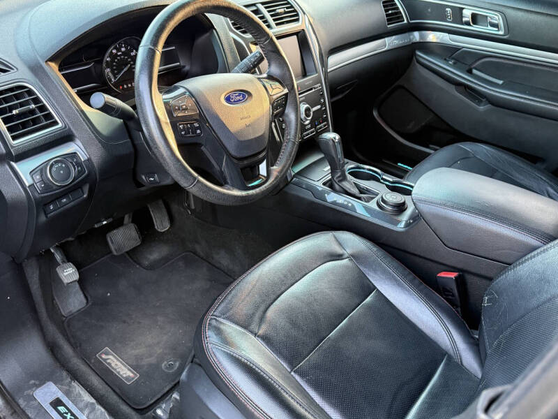 2016 Ford Explorer Sport