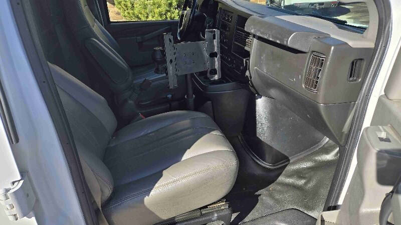 2019 Chevrolet Express 2500