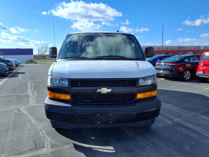 2022 Chevrolet Express LS 3500