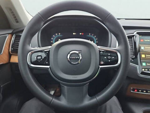 2024 Volvo XC90 B5 Plus Bright Theme