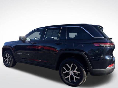 2022 Jeep Grand Cherokee Altitude