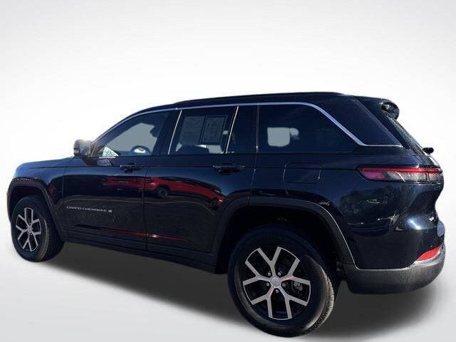 2022 Jeep Grand Cherokee Altitude