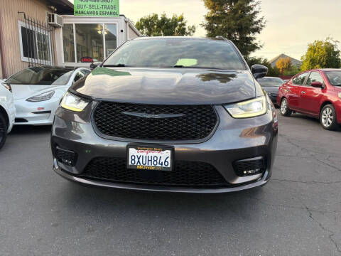 2021 Chrysler Pacifica Touring