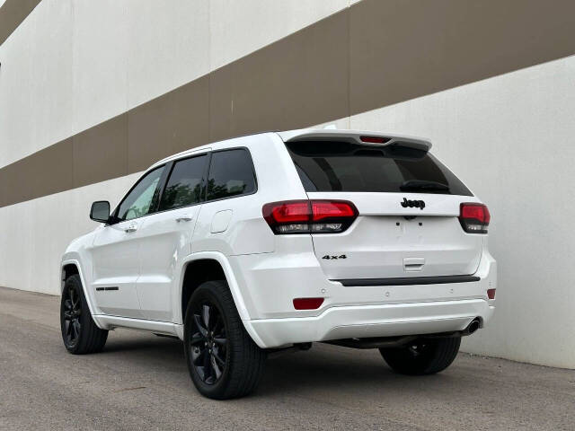 2021 Jeep Grand Cherokee for sale at Phoenix Motor Co in Romulus, MI