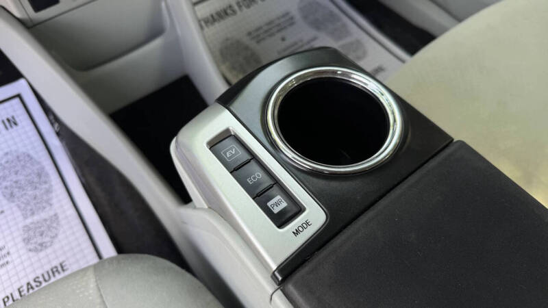 2012 Toyota Prius v