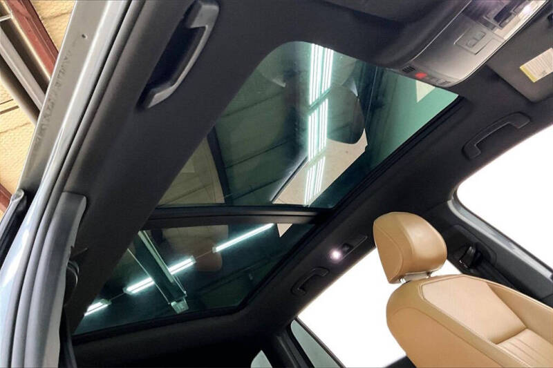 2022 Volkswagen Tiguan SE 4Motion