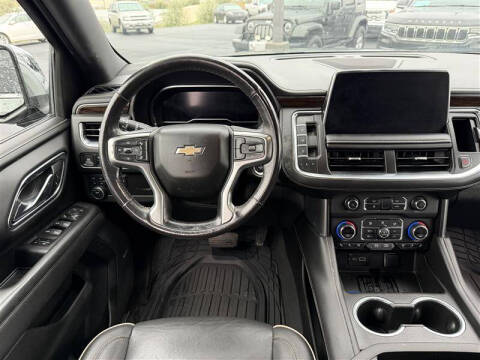 2023 Chevrolet Suburban Premier