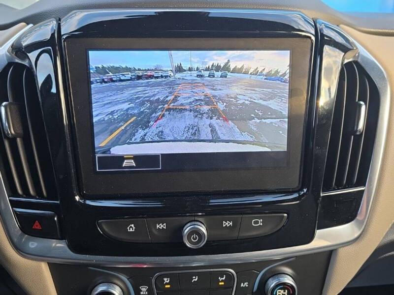 2022 Chevrolet Traverse LT Leather