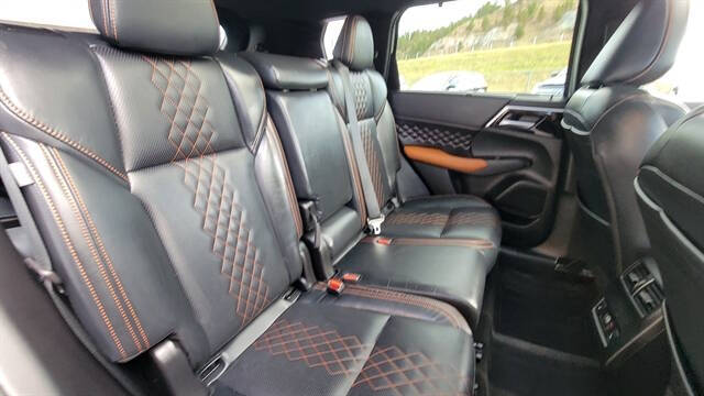 2022 Mitsubishi Outlander SEL