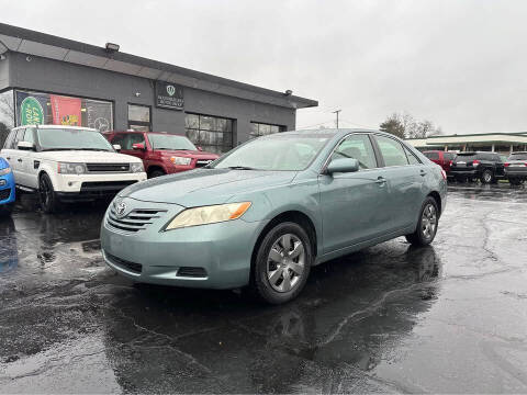 2007 Toyota Camry for sale at Moundbuilders Motor Group in Newark OH