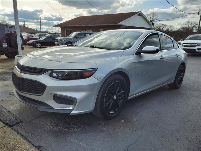 2017 Chevrolet Malibu for sale at Ernie Cook and Son Motors in Shelbyville TN