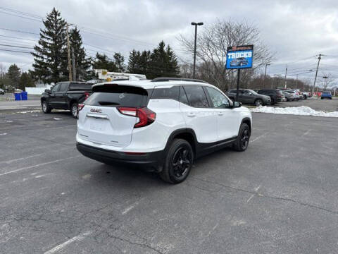 2022 GMC Terrain SLE