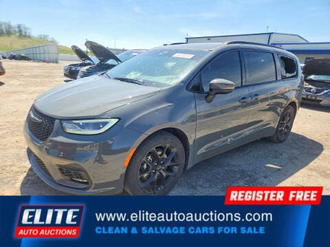 2023 Chrysler Pacifica Touring L