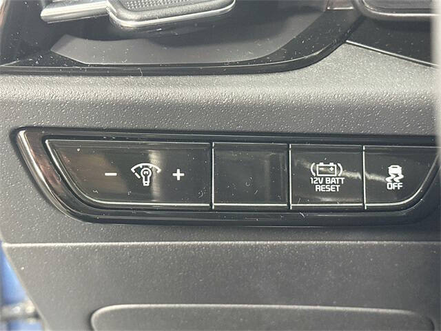 2023 Kia Niro EX Touring