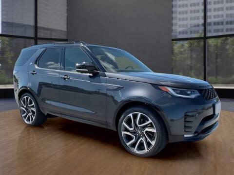 2025 Land Rover Discovery P300 Dynamic SE