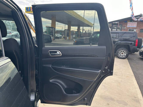 2013 Jeep Grand Cherokee Laredo