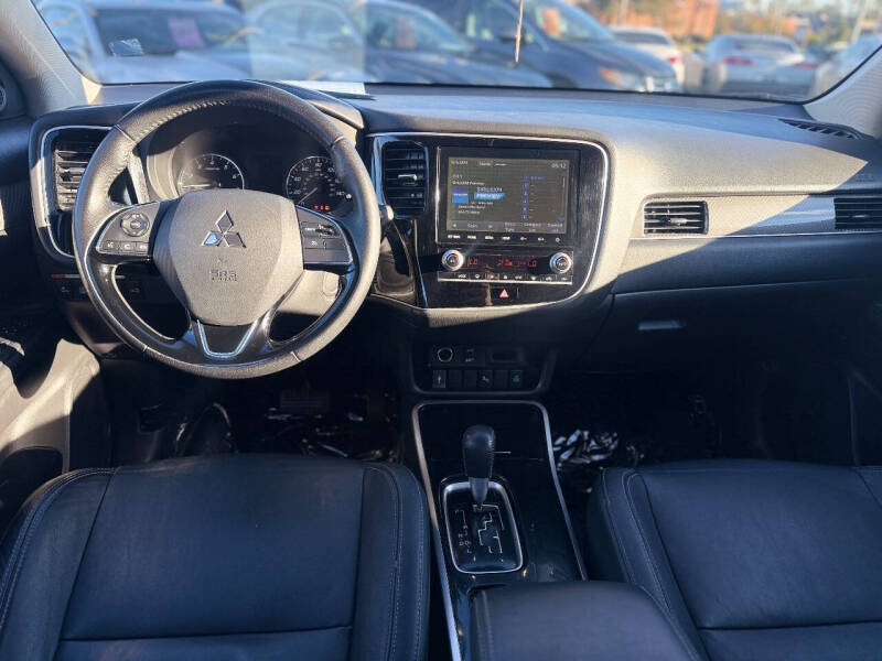 2020 Mitsubishi Outlander SEL