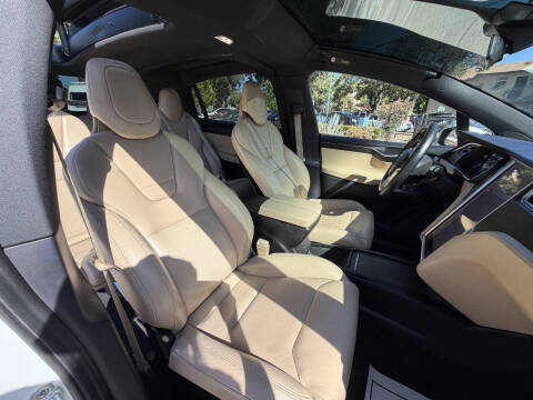 2016 Tesla Model X 90D