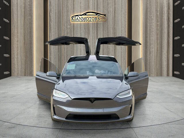 2023 Tesla Model X Standard Range