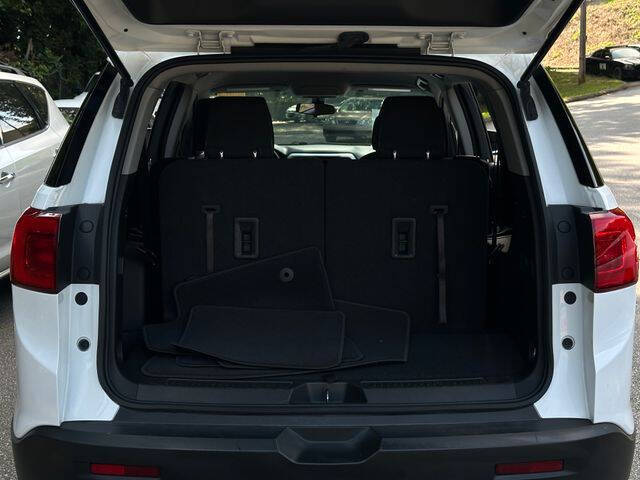 2017 GMC Acadia SLE-1