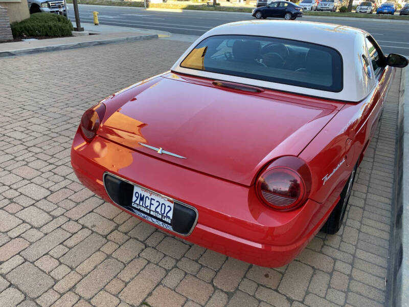 2002 Ford Thunderbird Deluxe